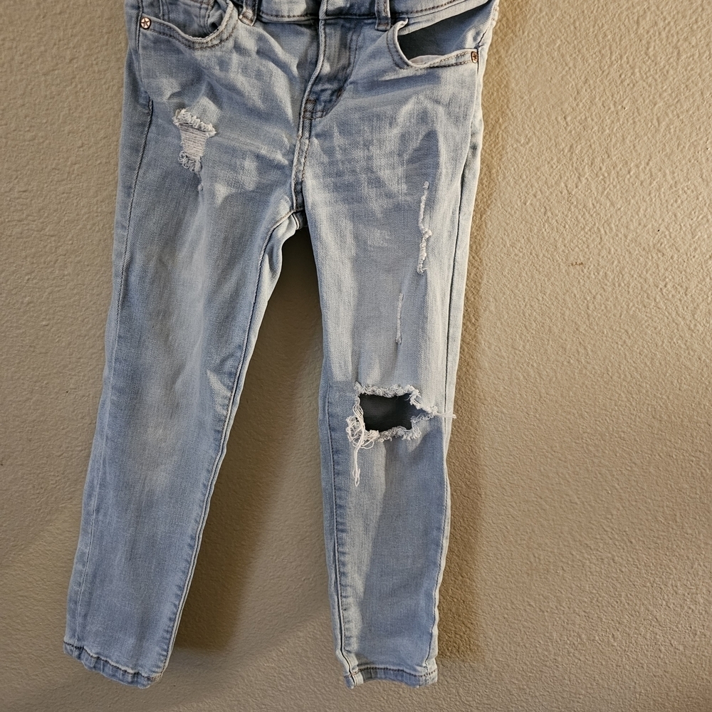 Celebrity Pink Light Wash Distressed Kids Jeans - Picture 7 of 13